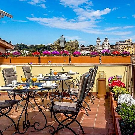 At The Spanish Steps View Рим Экстерьер фото